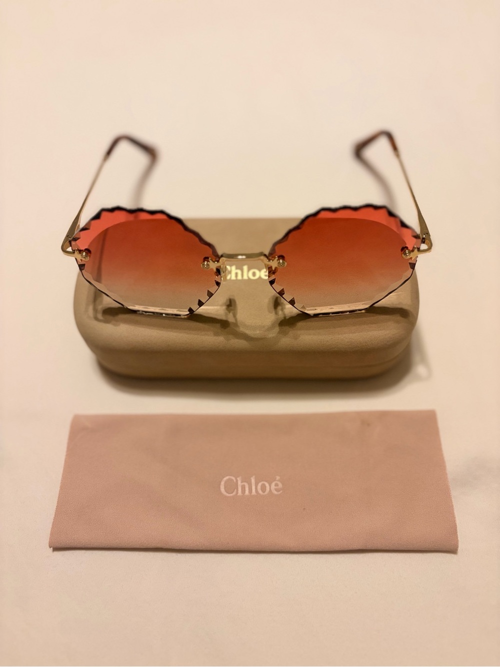 Chloe Scalloped Rim Pink Sunglasses